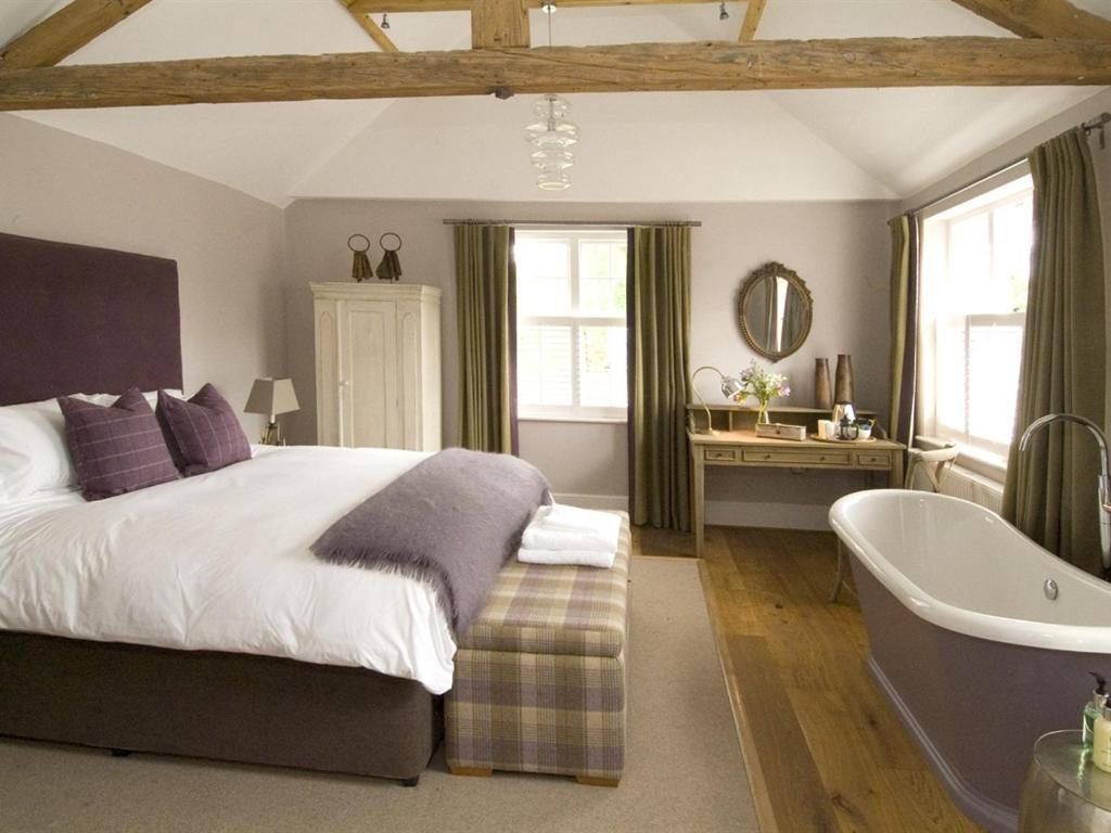 The Percy Arms Hotel Guildford Eksteriør billede