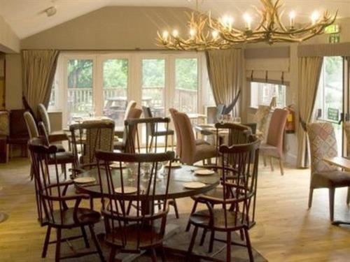 The Percy Arms Hotel Guildford Eksteriør billede