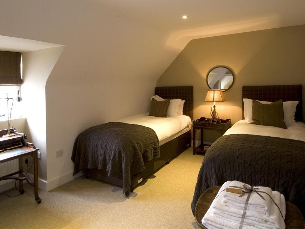 The Percy Arms Hotel Guildford Eksteriør billede